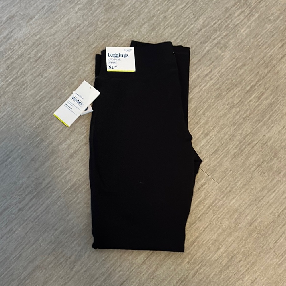 Girls Old Navy active go-dry leggings, NWT, XL(14)